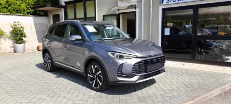 MG ZS HYBRID LUXURY- MG ZS BENZINA COMFORT - VETTURE NUOVE AUTOGARASCIA 